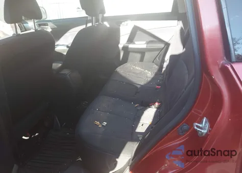 2010 Subaru Forester 2.5X Premium z USA, uszkodzony, nr VIN JF2SH6CCXAH778997